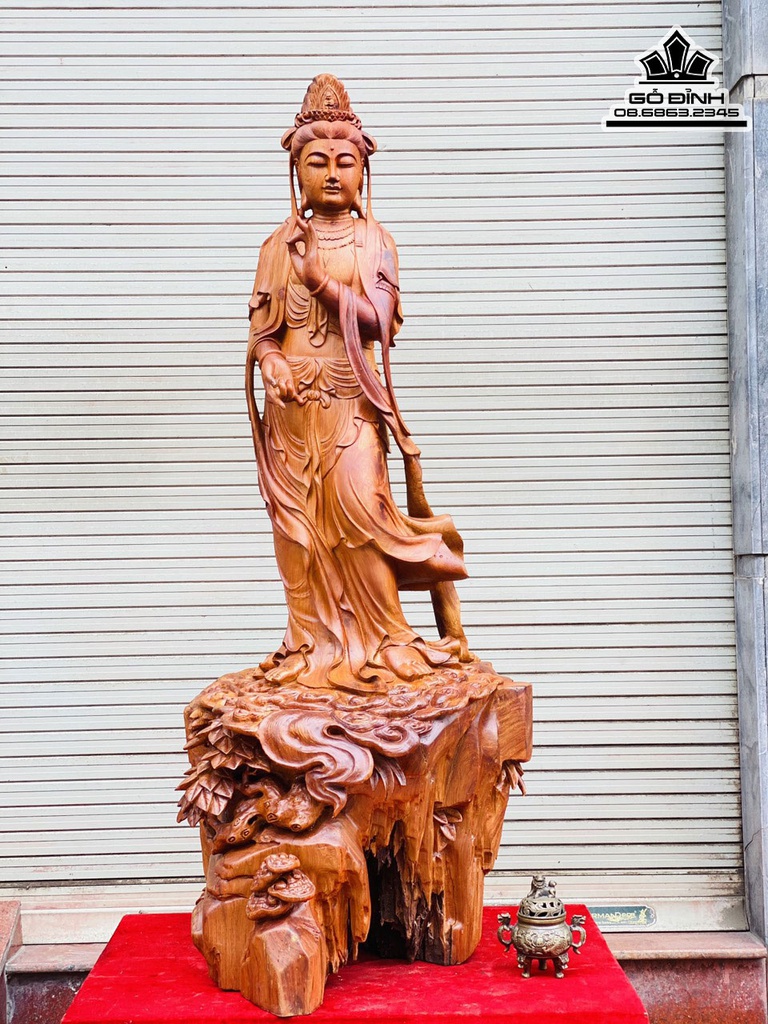 Tượng Quan Âm Gỗ Hương Gia Lai Liền Khối Cao 125 Ngang 50 Sâu 50 (cm)