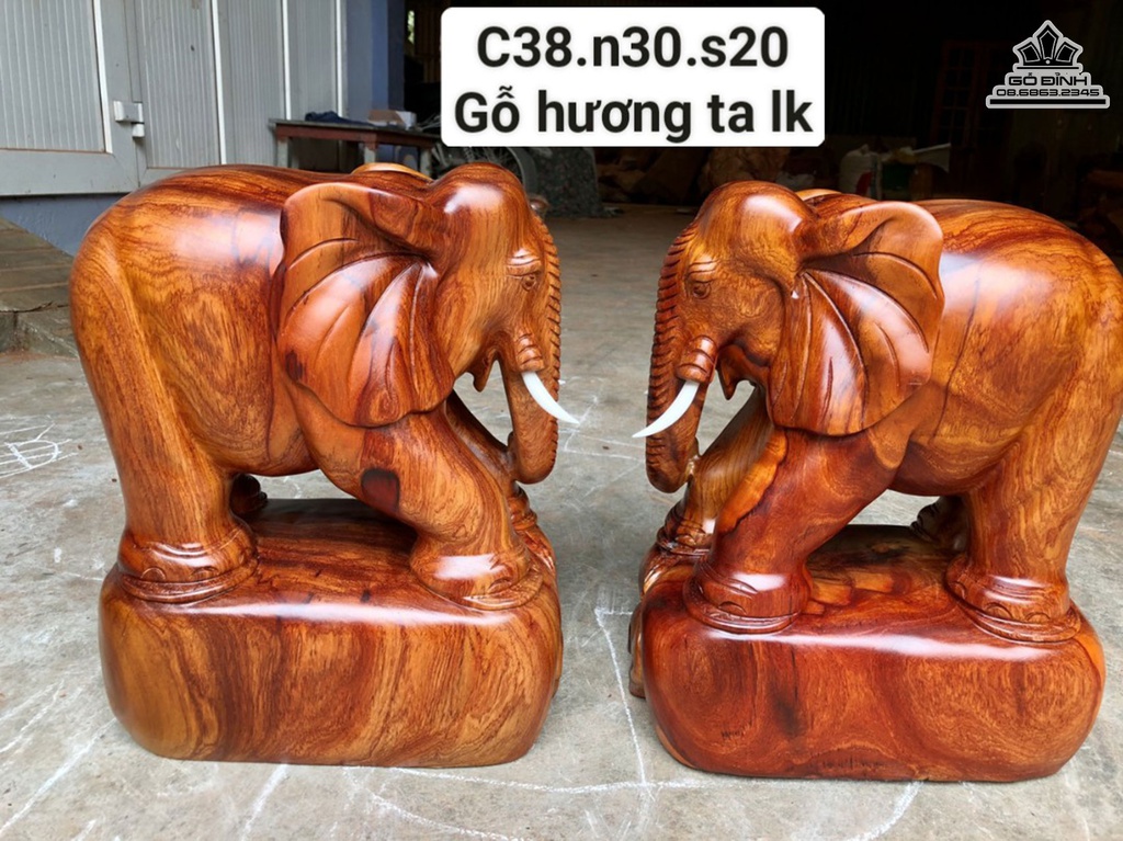 Cặp Voi Gỗ Hương Cao 38 Ngang 30 Sâu 20 (cm)