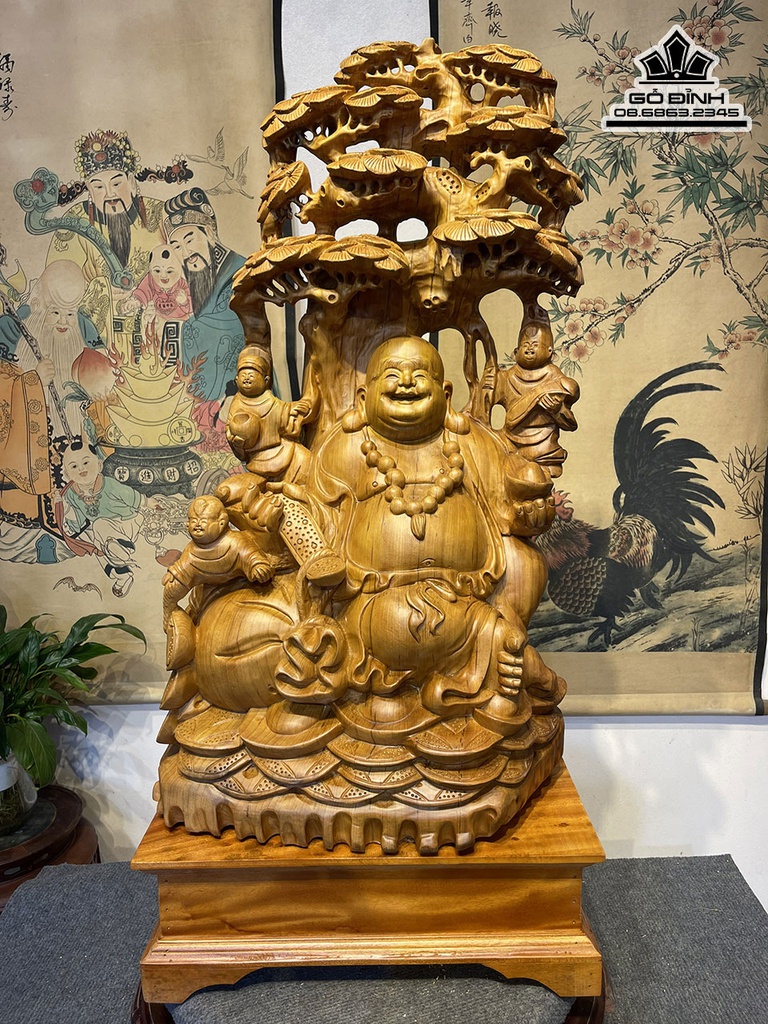 Tượng Phật Di Lặc Ngồi Gốc Tùng Gỗ Ngọc Am Cao 79 Ngang 44 Sâu 29 (cm)