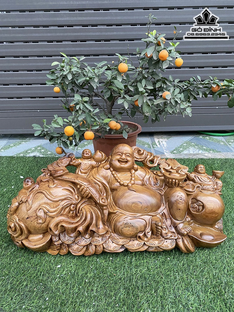 Tượng Di Lặc Tam Phúc Gỗ Bách Xanh Nguyên Khối Cao 30 Ngang 58 Sâu 29 (cm)