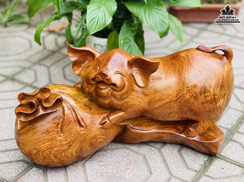 Tượng Heo Gỗ Hương Cao 25 Ngang 42 Sâu 20 (cm)