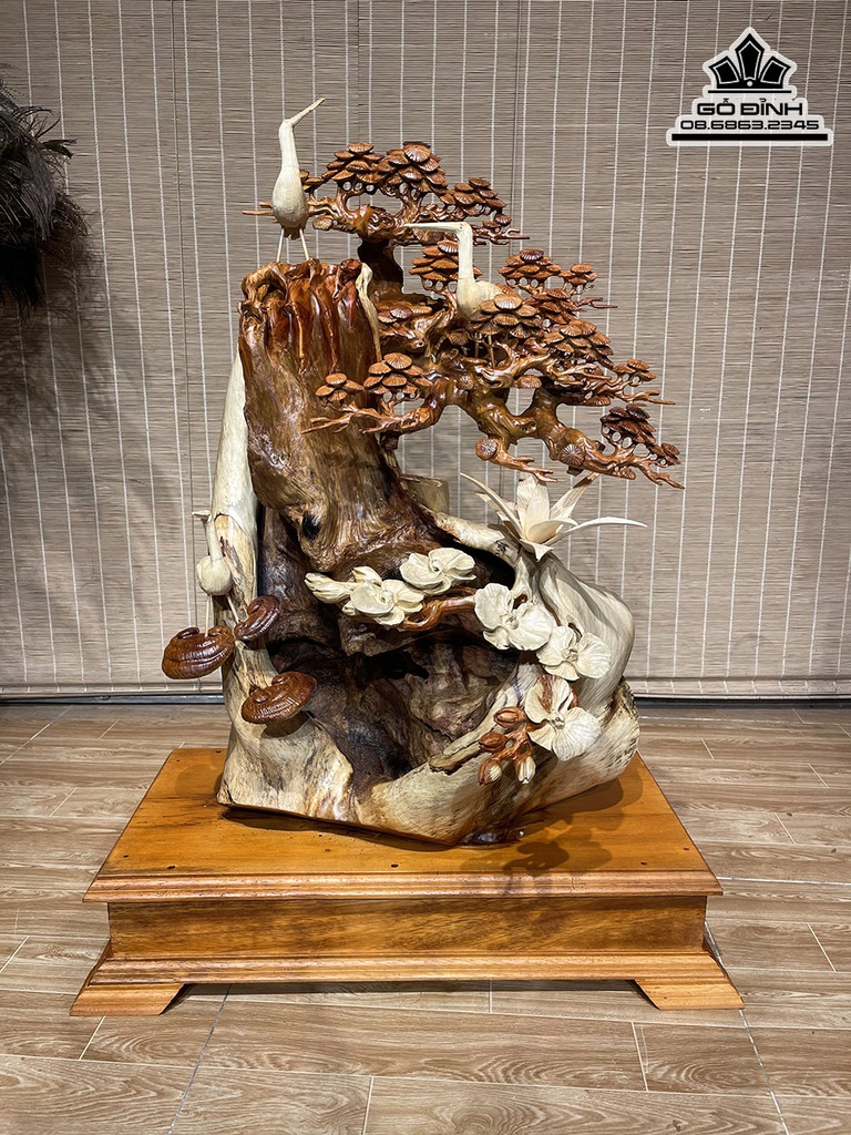 Cây Tùng Hạc Gỗ Hương Việt Cao 83 Ngang 60 sâu 33 Cả Kỷ 93 (cm)
