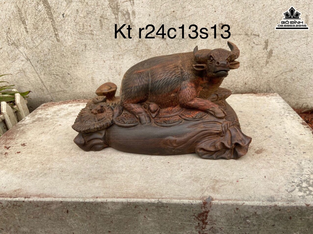 Tượng Trâu Gỗ Trắc Cao 13 Ngang 24 Sâu 13 (cm)