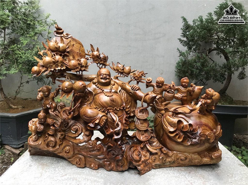 Tượng Phật Di Lặc Gỗ Xá Xị Cao 71 Ngang 110 Sâu 34 (cm)