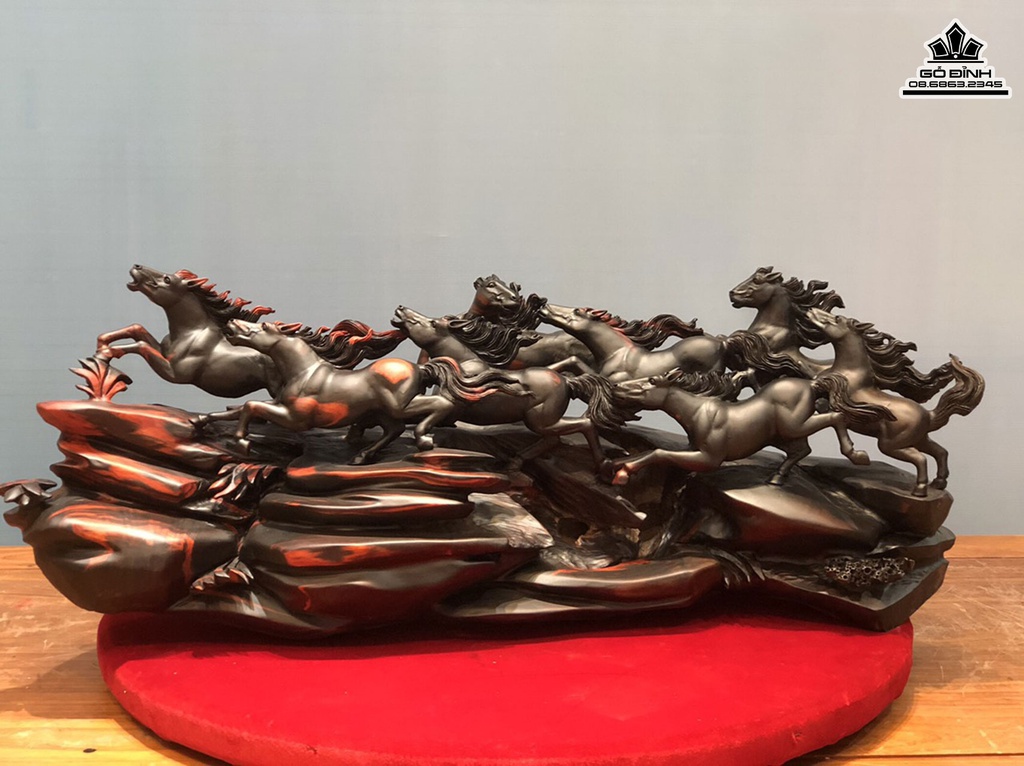 Tượng Ngựa (Bát Mã) Gỗ Trắc Cao 31 Ngang 86 Sâu 30 (cm)