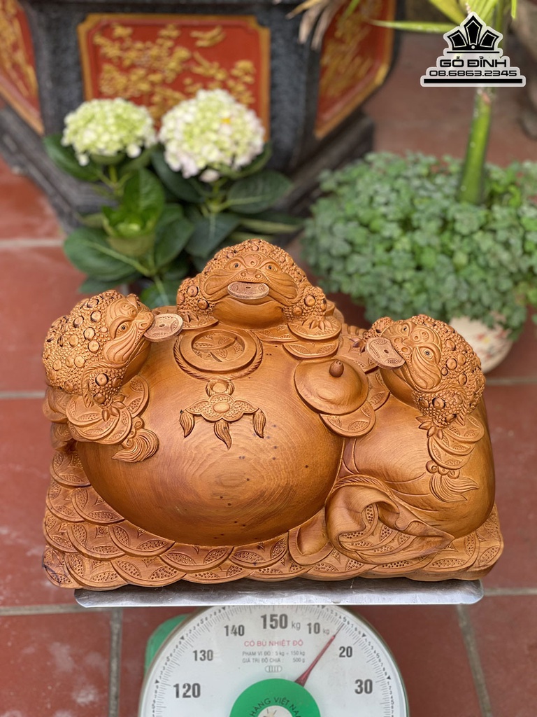 Tượng Cóc(Tam Cóc)Chấn Bình Gỗ Ngọc Am Cao 32 Ngang 52 Sâu 35 (cm)