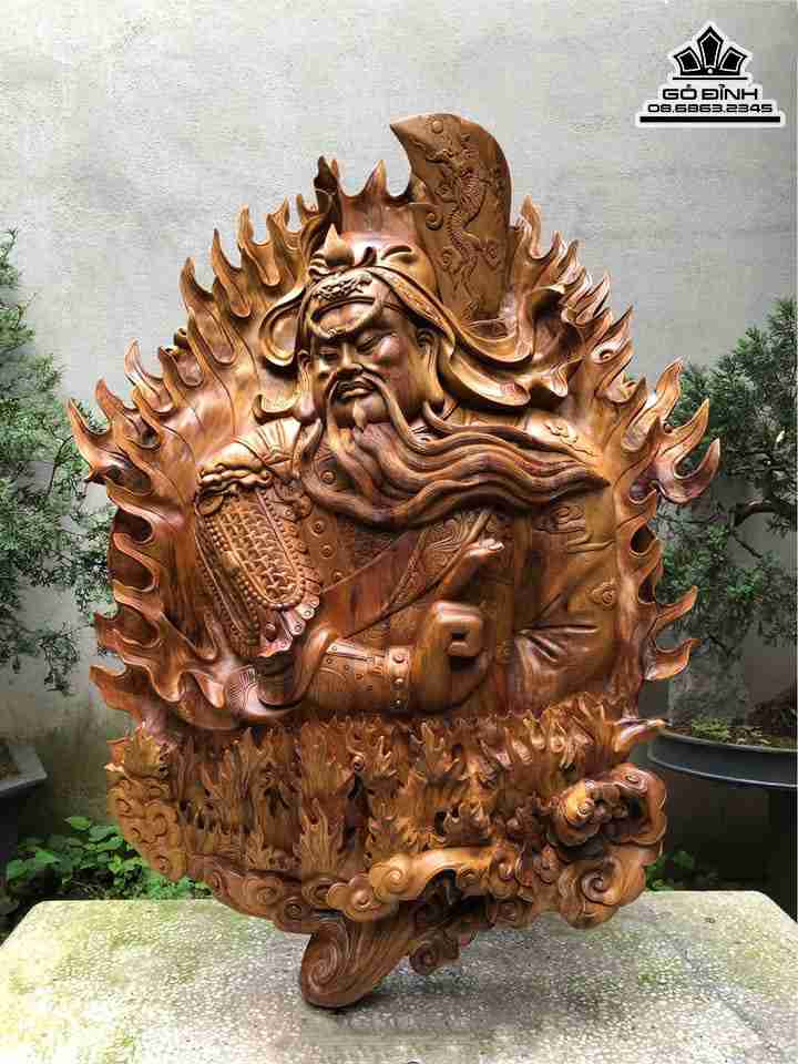 Tranh Treo Tường Quan Công Gỗ Sụn Bách Xanh  Cao 108 Ngang 95 Sâu 26 (cm)