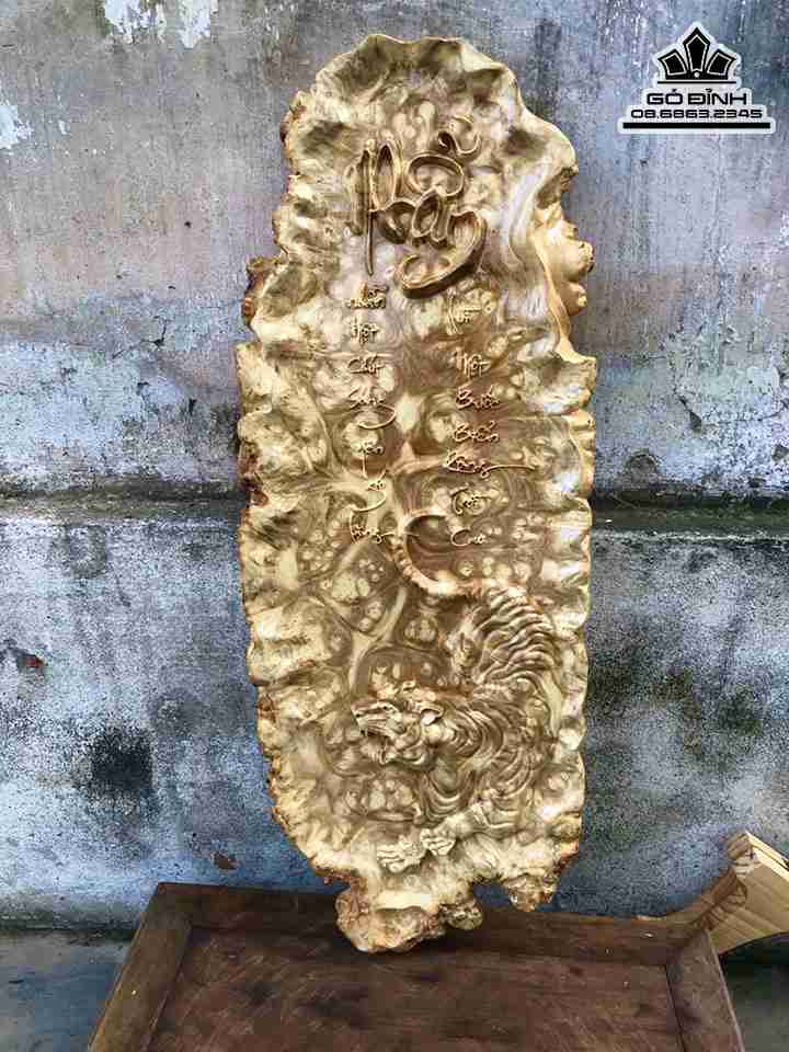 Tranh Chữ Nhẫn Gỗ Nu Nghiến  Cao 69 Ngang 26 Dày 2.5 (cm)