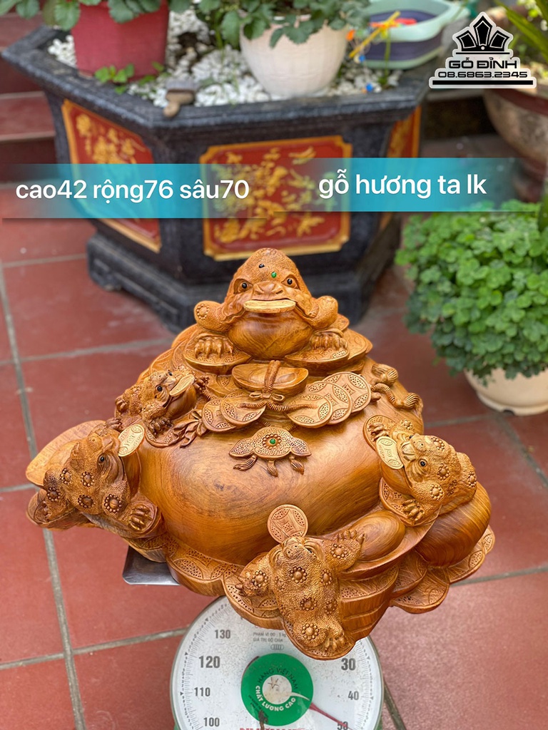 Tượng Cóc(Ngũ Cóc)Chấn Chum Gỗ Hương Việt Cao 42 Ngang 76 Sâu 70 (cm)
