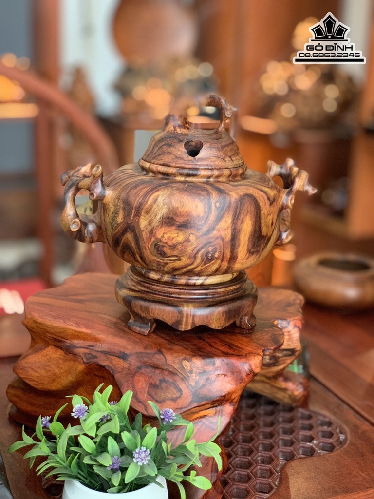 Lư Xông Trầm Gỗ Sưa Cao 12 Ngang 19 Sâu 13 (cm)