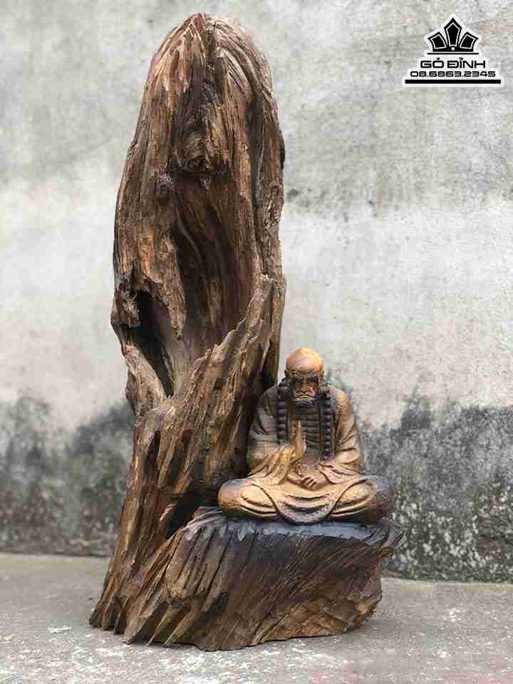 Tượng Đạt Ma Ngồi Thiền Gỗ Bách Xanh  Cao 56 Ngang 29 Sâu 15 (cm)
