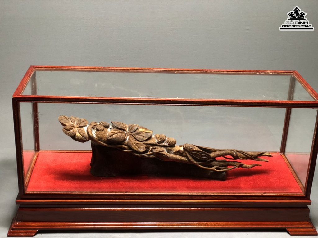 Tượng Kim Thiền Ngự Sâm Gỗ Hoàng Đàn Cao 12.5 Ngang 44 Sâu 5 (cm)