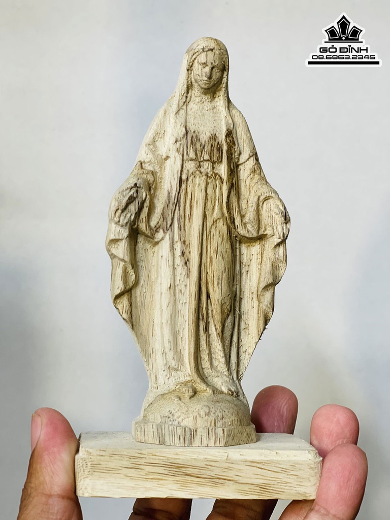 Tượng Đức Mẹ Maria Gỗ Trầm Tốc Cao 20 (cm)