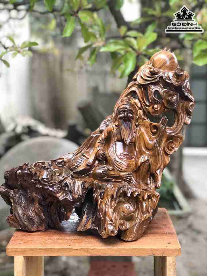 Tượng Lã Vọng Câu Cá Gỗ Bách Xanh  Cao 40 Ngang 38 Sâu 25 (cm)