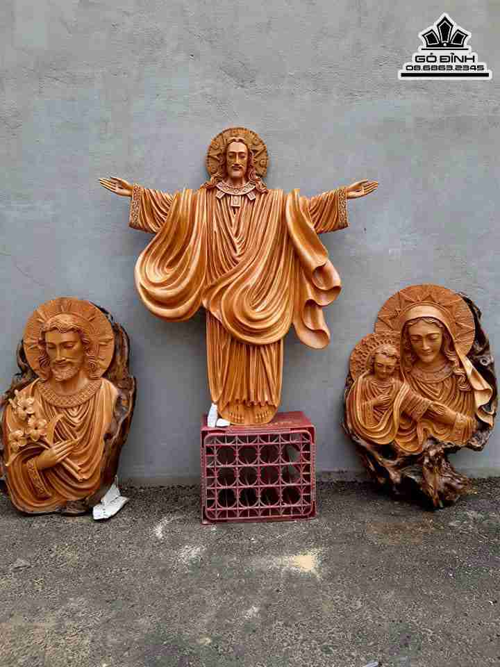 Tượng Gia Đình Thánh Gia Gỗ Trai
