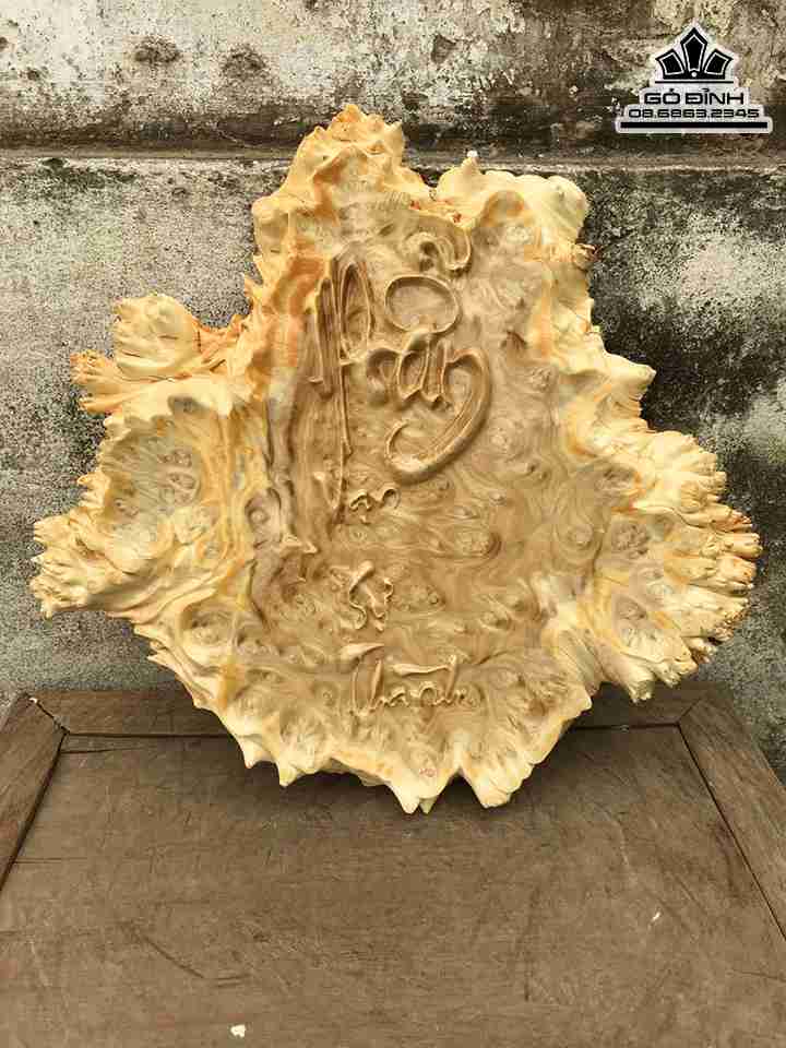 Tranh Chữ Nhẫn Gỗ Nu Nghiến  Cao 39 Ngang 41 Dày 2 (cm)