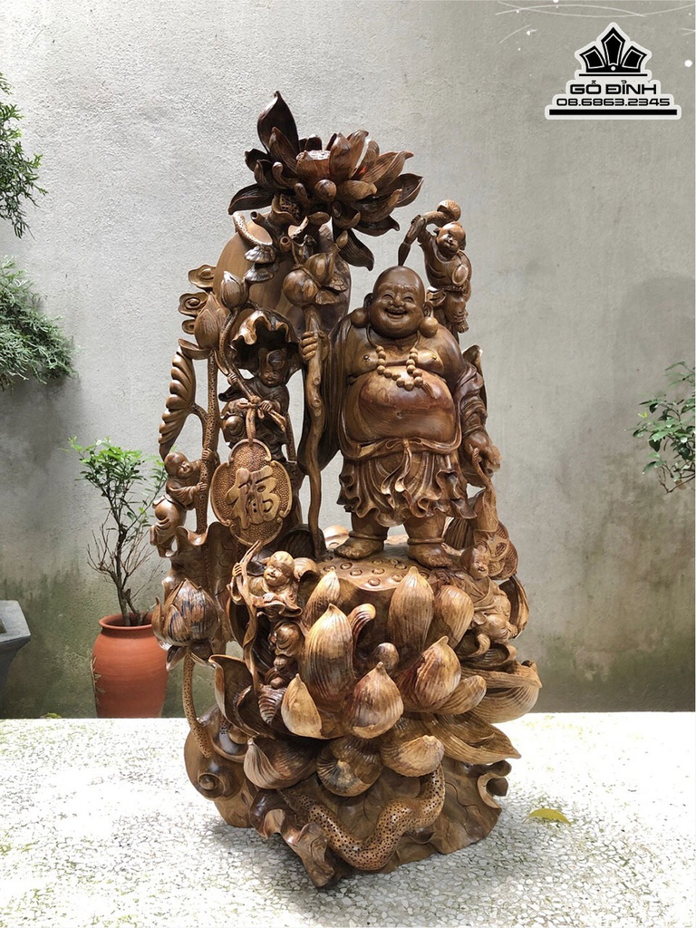 Tượng Di Lặc Đứng Hoa Sen Gỗ Bách Xanh Cao 80 Ngang 42 Sâu 33 (cm)