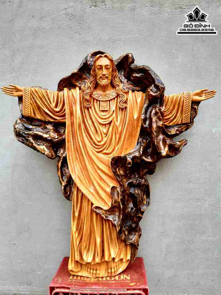 Tượng Chúa Phục Sinh Gỗ Trai  Cao 105 Rộng 97 Dày 20 (cm)