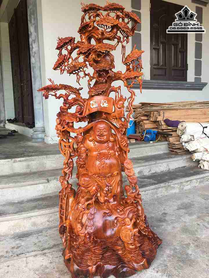 Tượng Phật Di Lặc Đứng Gốc Tùng Gỗ Hương  Cao 155 Rộng 72 Dày 58 (cm)