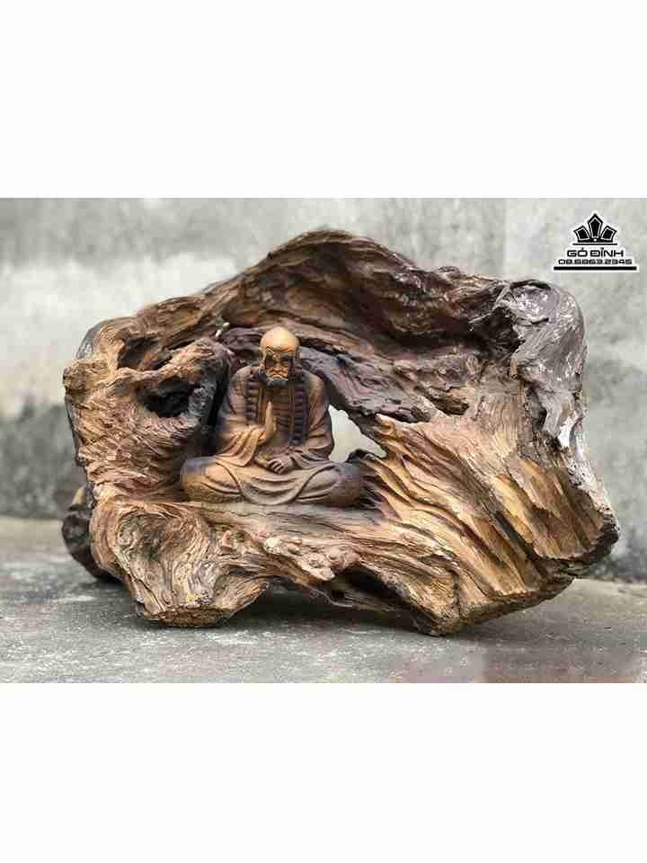 Tượng Đạt Ma Ngồi Thiền Gỗ Bách Xanh  Cao 36 Rộng 50 Dày 28 (cm)