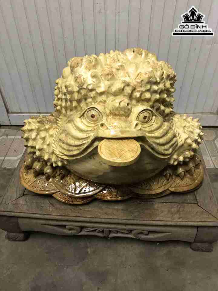 Tượng Thiềm Thừ Ngậm Tiền Gỗ Nu Nghiến  Rộng 43 Sâu 32 Cao 30 (cm)