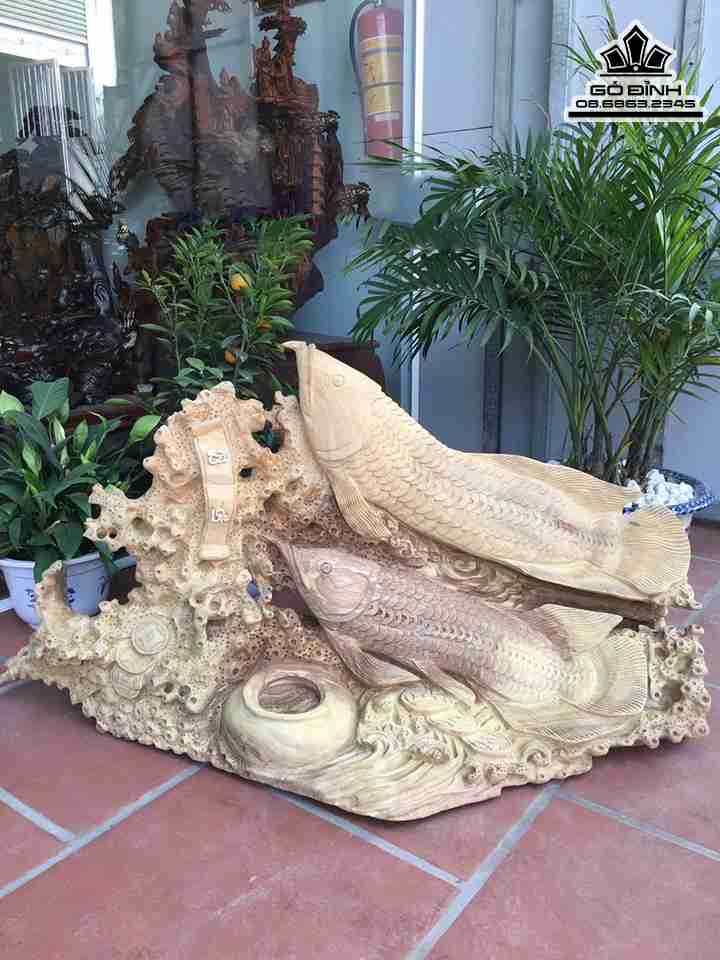 Tượng Cá Kim Long Gỗ Xá Xị ( Gù Hương )  Cao 57 Rộng 106 Dày 39 (cm)