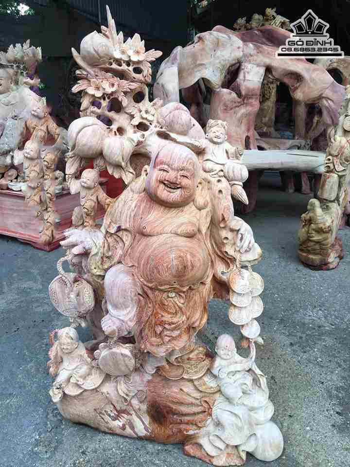 Tượng Phật Di Lặc Vác Cành Đào Gỗ Hương  Cao 82 Rộng 48 Dày 33 (cm)