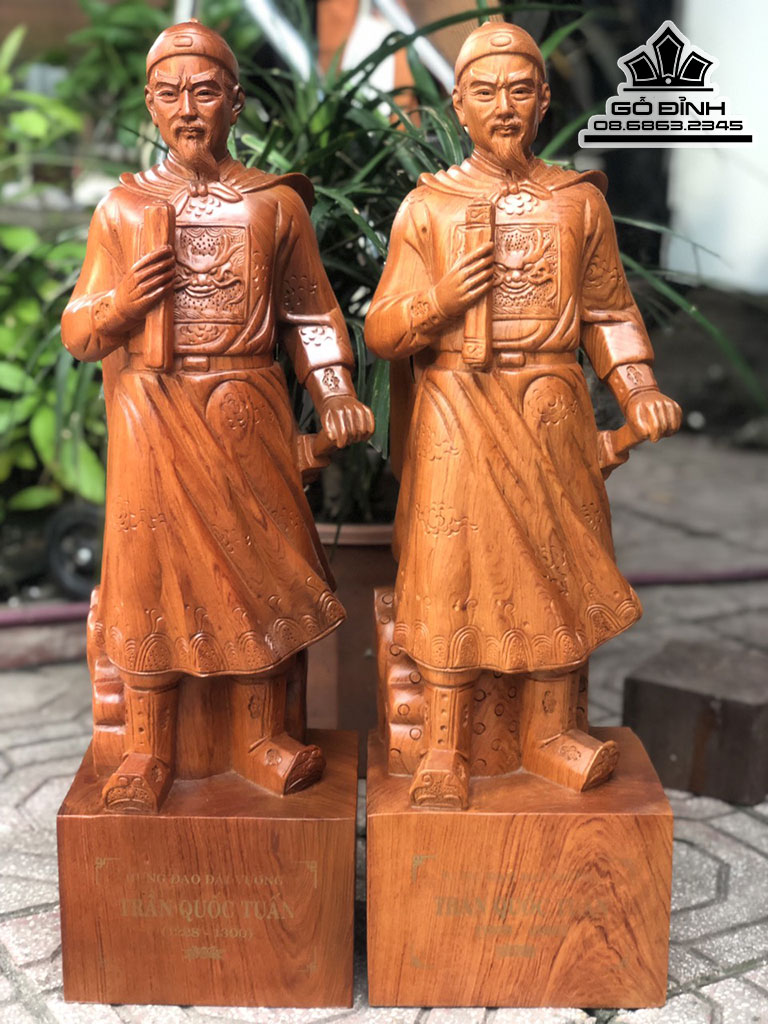 Tượng Trần Quốc Tuấn Gỗ Hương Cao 60 Ngang 19 Sâu 15 (cm)