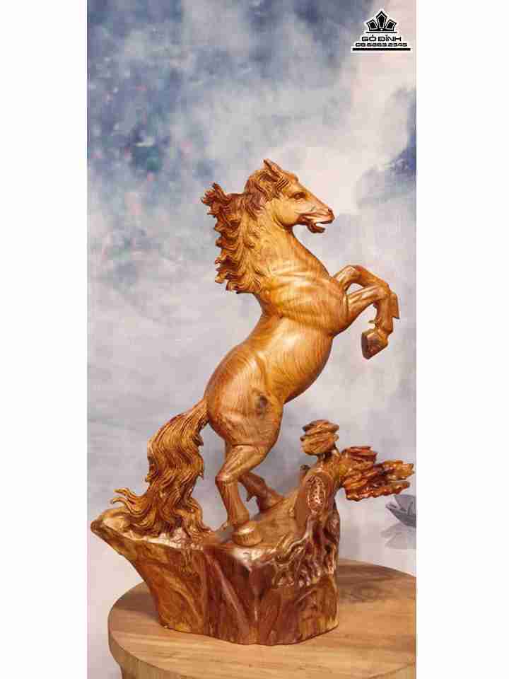 Tượng Nhất Mã Gỗ Hương  Cao 63 Rộng 40 Sâu 20 (cm)