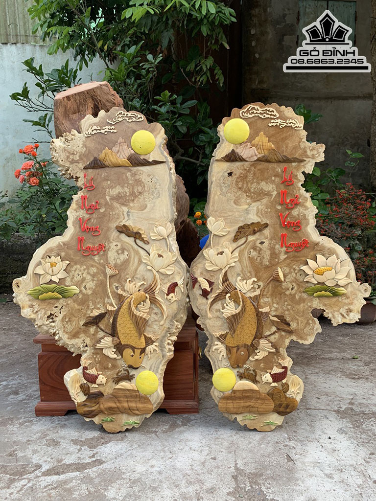 Tranh Lý Ngư Vọng Nguyệt Gỗ Nu Nghiến Trái Cao 94 Ngang 52 Sâu 3, Phải Cao 95 Ngang 52 Sâu 3 (cm)