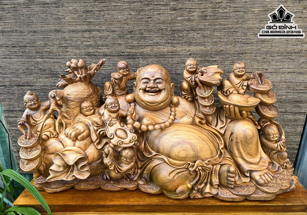 Tượng Phật Di Lặc Bát Phúc Ngồi Bao Tiền Củ Sâm Gỗ Bách Xanh Cao 28 Ngang 89 Sâu 32 (cm)