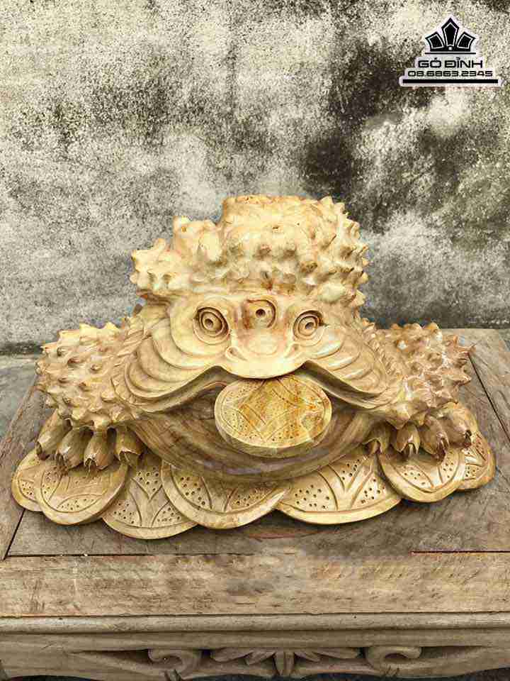 Tượng Thiềm Thừ Ngậm Tiền Gỗ Nu Nghiến  Cao 21 Rộng 38 Dày 28 (cm)