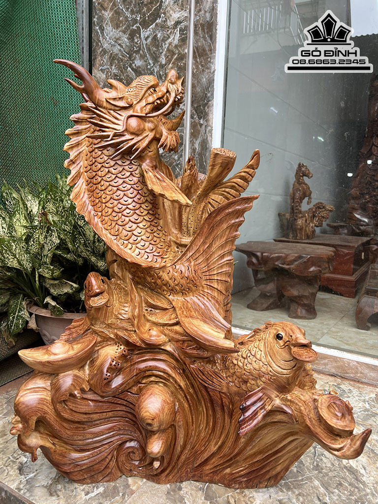 Tượng Cá Chép Hóa Rồng Gỗ Hương Cao 82 Ngang 60 Sâu 60 (cm)