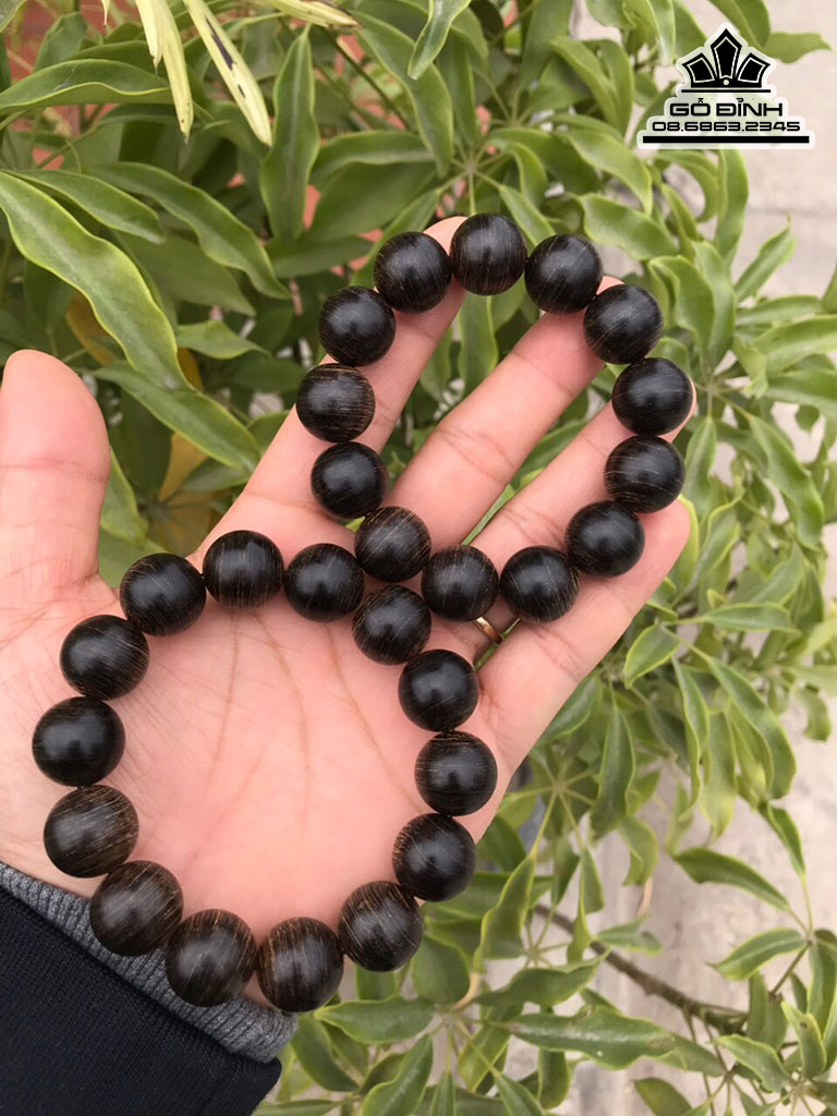 Vòng Tay Gỗ Trầm Hương Đường Kính Hạt 16 Li