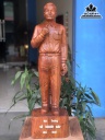 Tượng Võ Nguyên Giáp Gỗ Hương Cao 79 Ngang 23 Sâu 17 (cm)