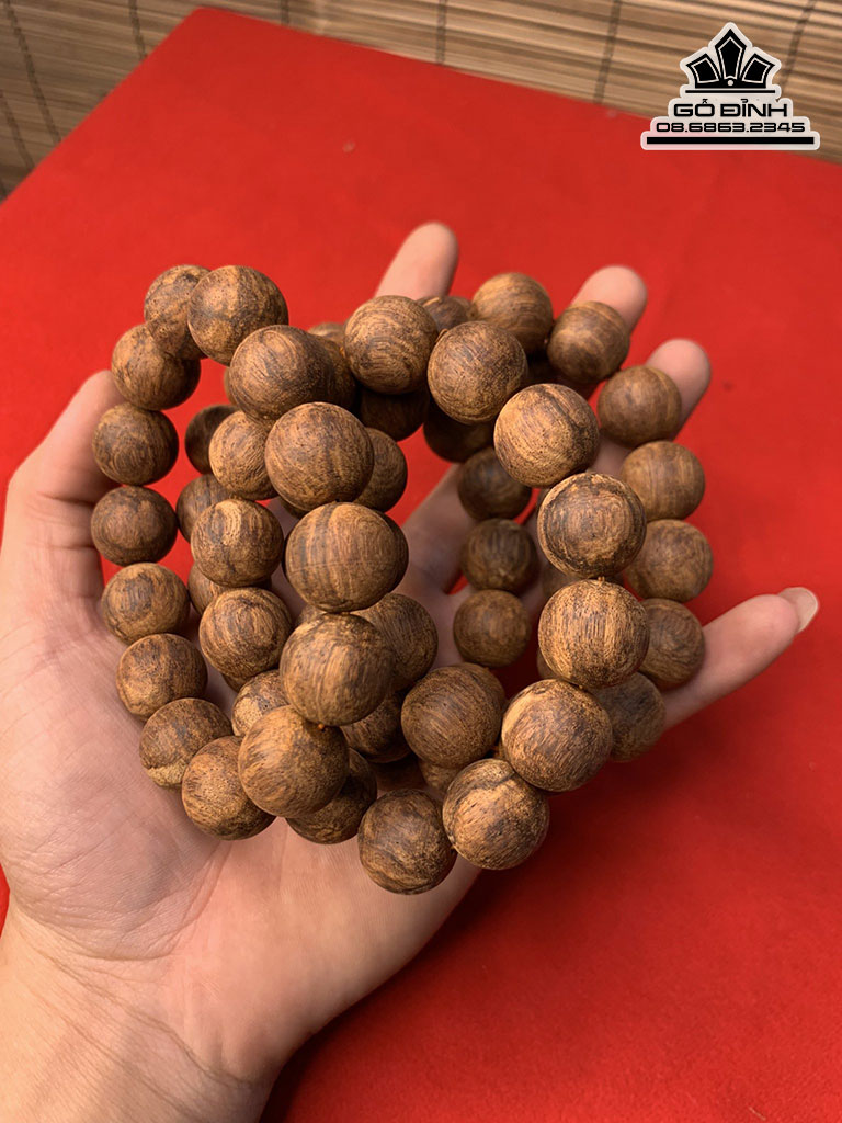 Vòng Tay Gỗ Sưa Lông Chuột Quảng Bình