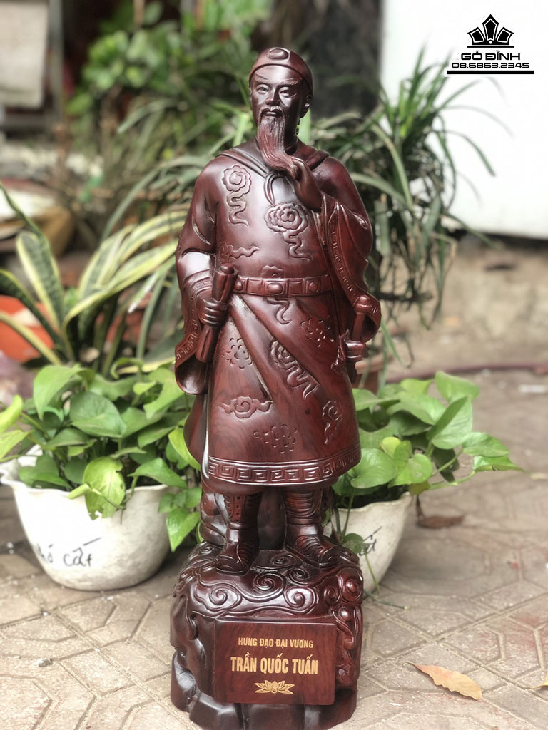 Tượng Trần Quốc Tuấn Gỗ Cẩm Cao 60 Ngang 20 Sâu 16 (cm)