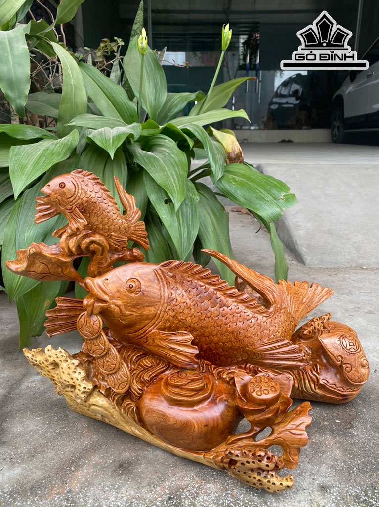 Tượng Con Cá Gỗ Hương Cao 38 Ngang 56 Sâu 27 (cm)
