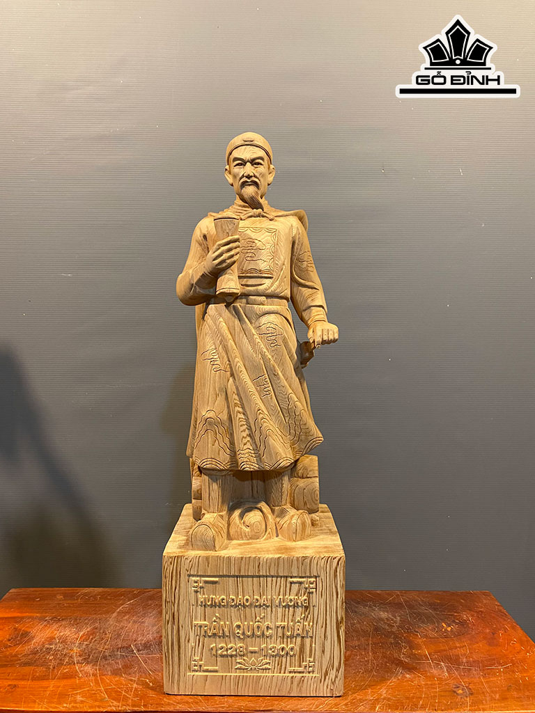 Tượng Trần Quốc Tuấn Gỗ Ngọc Am Cao 58 Ngang 18 Sâu 15,5 (cm)