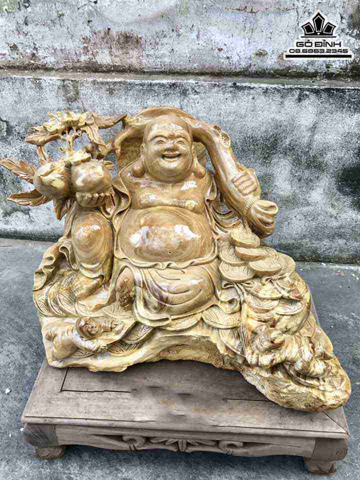 Tượng Phật Di Lặc Ngồi Gỗ Nu Nghiến  Cao 34 Rộng 48 Dày 22 (cm)