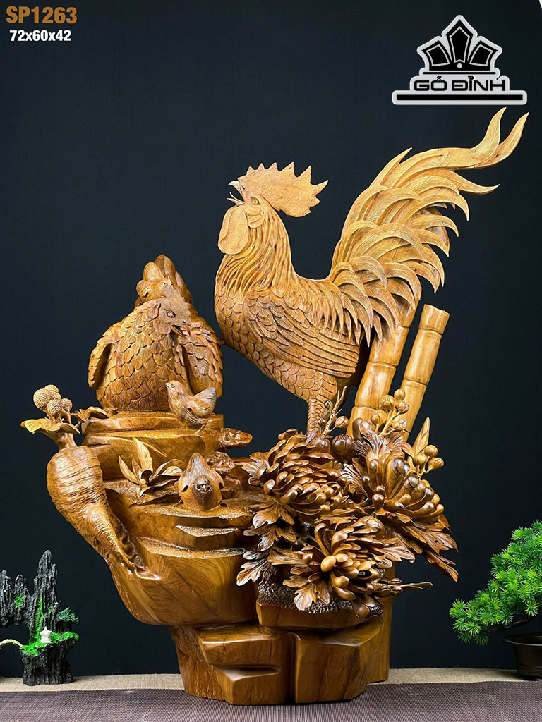Tượng Gia Đình Gà Gỗ Bách Xanh Cao 72 Ngang 60 Sâu 42 (cm)