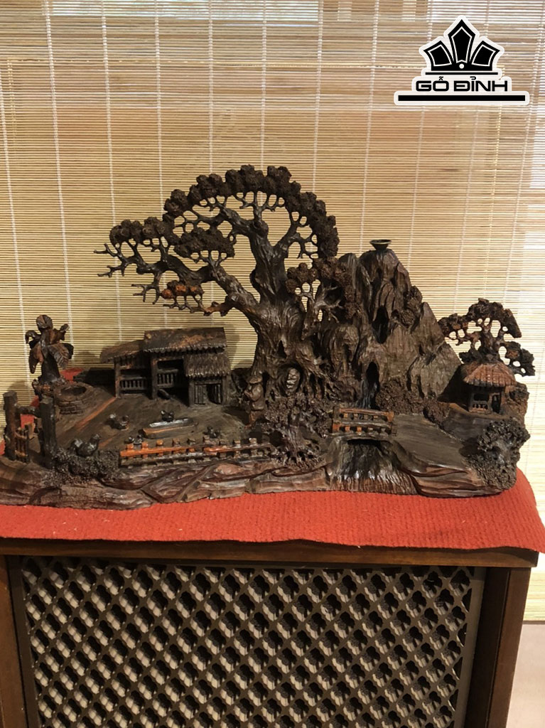 Tác Phẩm Quê Hương Gỗ Hương Cao 43 Ngang 25 Sâu 22 (cm)