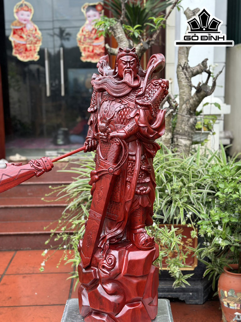Tượng Quan Công Gỗ Tử Đàn Cao 105 Ngang 33 Sâu 33 (cm)