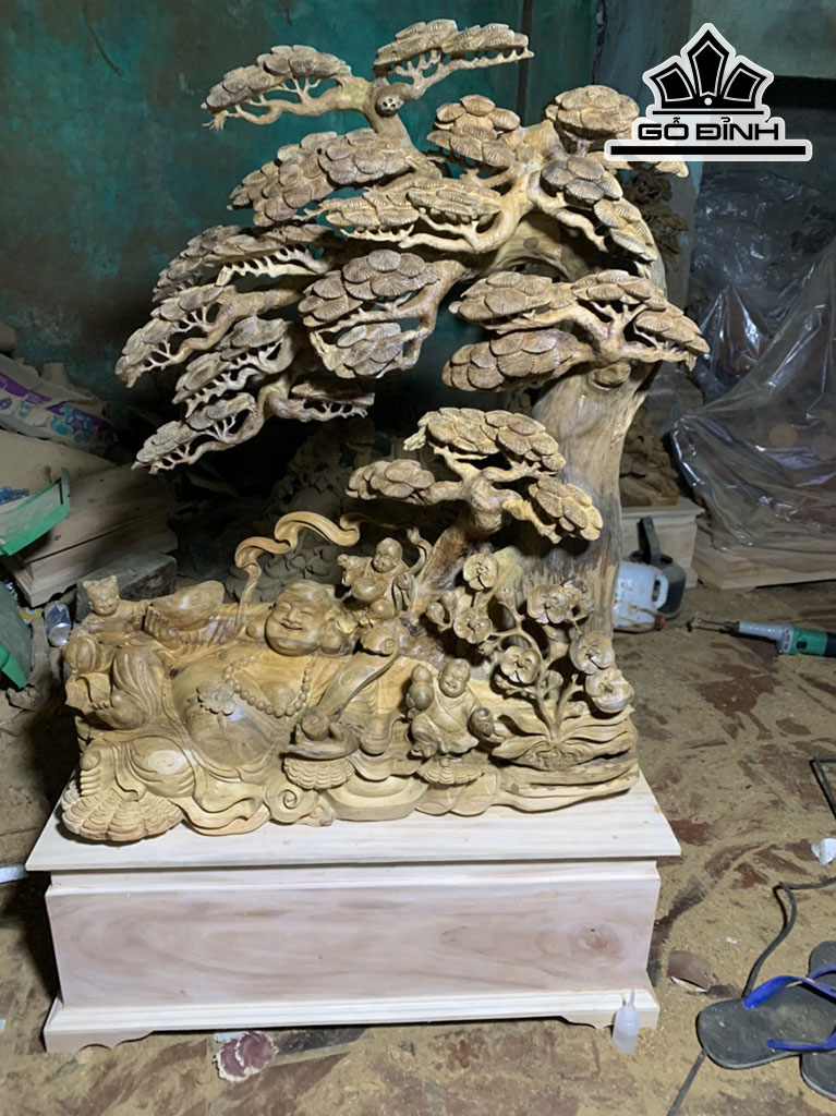 Tượng Phật Di Lặc Gỗ Bách Xanh Cao 91 Ngang 75 Sâu 30 (cm)