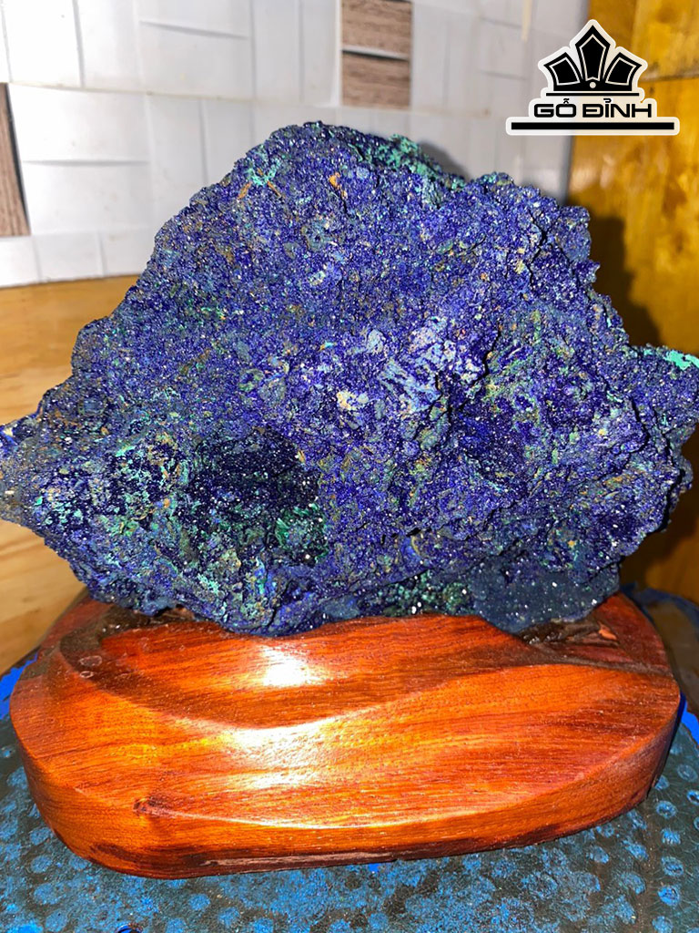 Tác Phẩm Đá Azurite Cao 20 (cm) 4,6kg