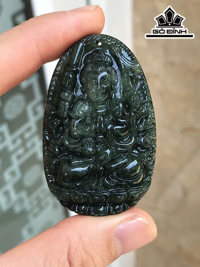 Mặt Dây Chuyền Phật Bản Mệnh Đá Thạch Anh Tóc Xanh Cao 52 Ngang 35 Sâu 11 (mm)