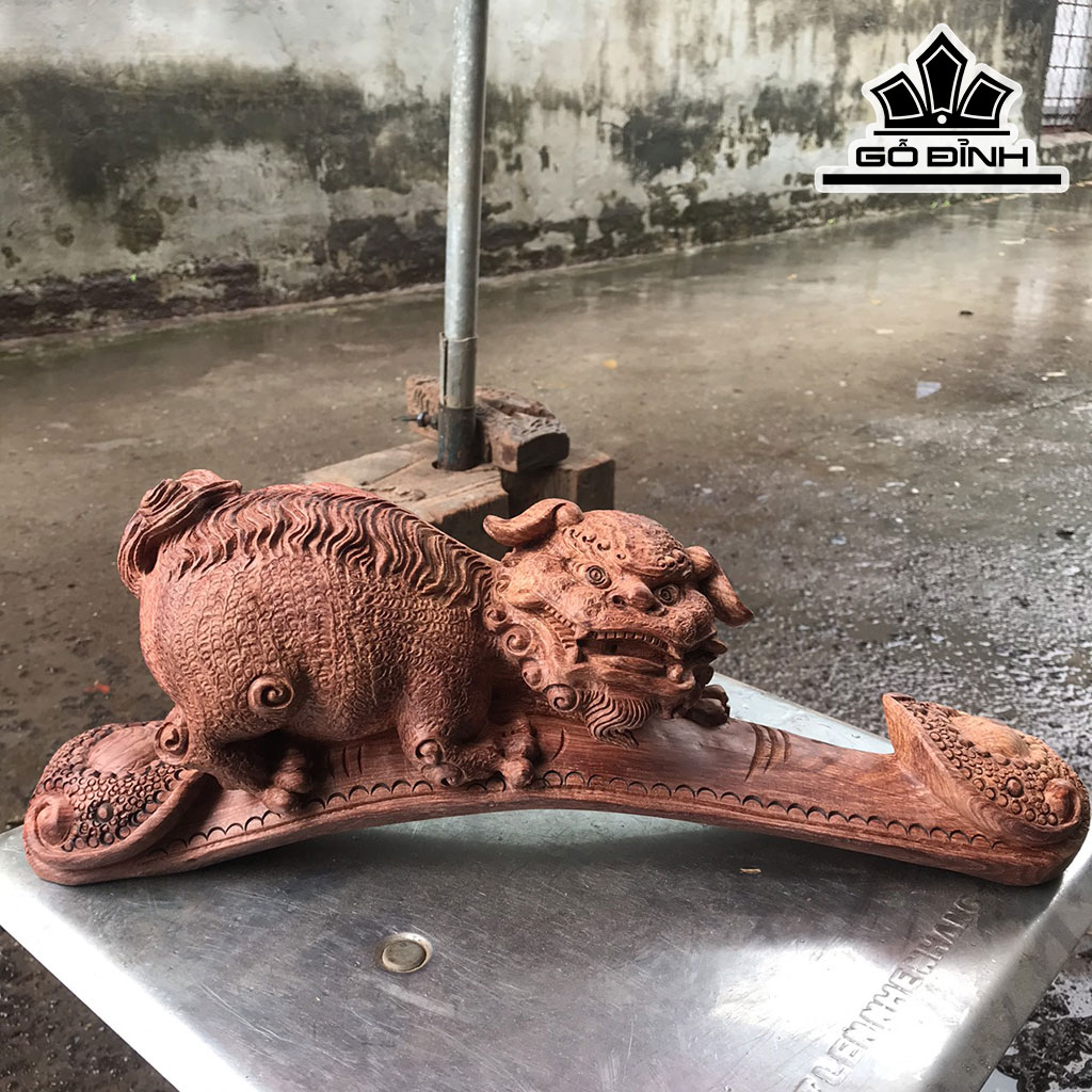 Tượng Nghê Gỗ Cẩm Cao 14 Ngang 39 Sâu 9 (cm)