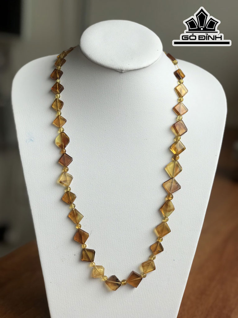 Vòng Dây Chuyền Đá Hổ Phách