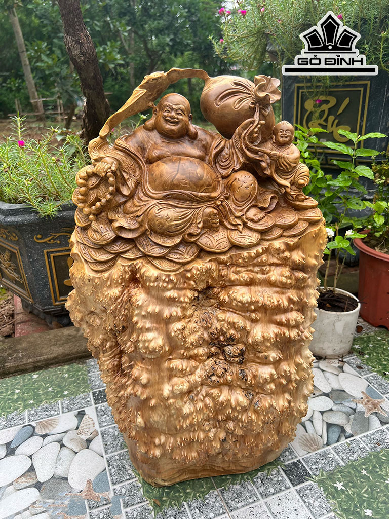 Tượng Phật Di Lặc Gỗ Nu Nghiến Cao 55 Ngang 38 Sâu 17 (cm)