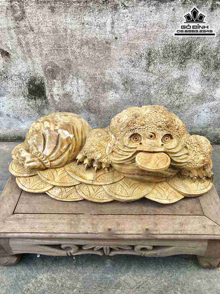 Tượng Cóc Thiềm Thừ Gỗ Nu Nghiến  Cao 16 Rộng 50 Dày 30 (cm)